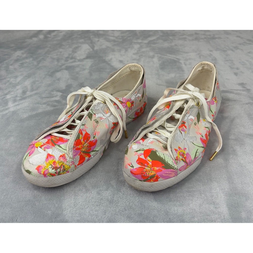 Converse PatBo Womens Sneakers Size 8 Floral Embroidery Leather Low Top 554866C